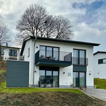 Holiday home Diemelblick 14 Mit Seeblick Und Sauna Am Fuer Bis Zu 6 Gaeste Diemelsee