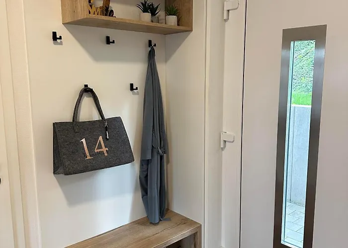 Diemelblick 14 Mit Seeblick Und Sauna Am Fuer Bis Zu 6 Gaeste بيت للعطل Diemelsee