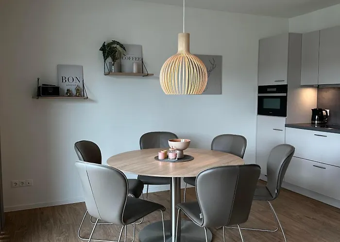 بيت للعطل Diemelblick 14 Mit Seeblick Und Sauna Am Fuer Bis Zu 6 Gaeste