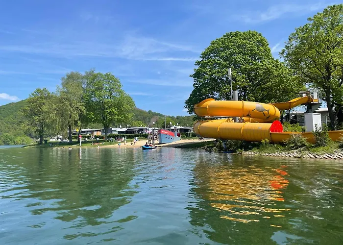 Diemelblick 14 Mit Seeblick Und Sauna Am Fuer Bis Zu 6 Gaeste بيت للعطل