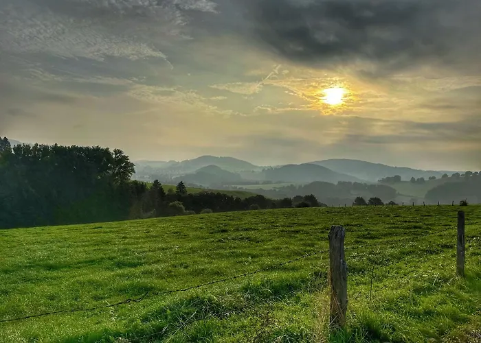 Diemelblick 14 Mit Seeblick Und Sauna Am Fuer Bis Zu 6 Gaeste بيت للعطل